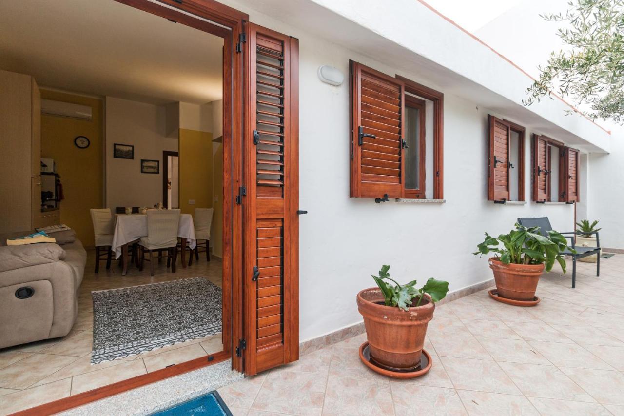Ferienwohnung Sebastian House Cala Gonone Exterior foto