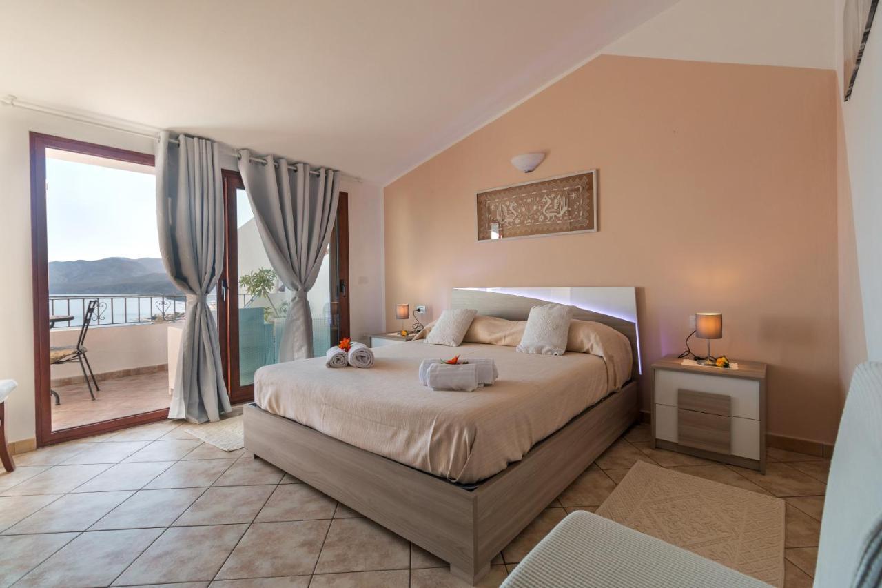 Ferienwohnung Sebastian House Cala Gonone Exterior foto
