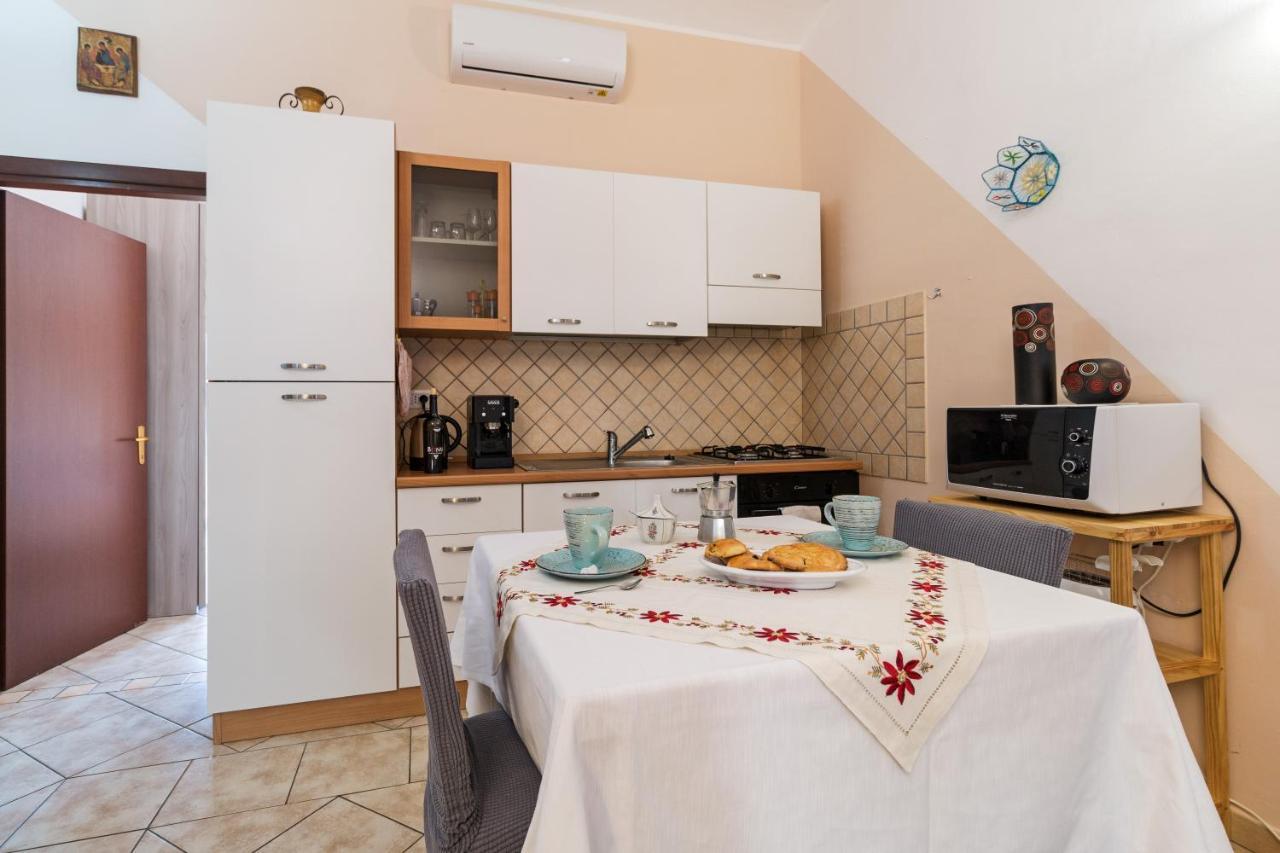 Ferienwohnung Sebastian House Cala Gonone Exterior foto