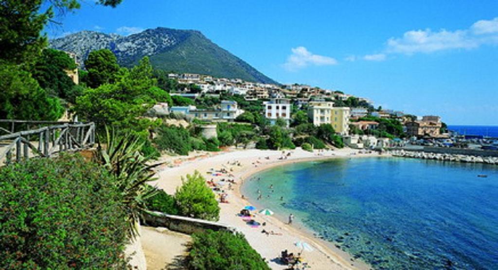 Ferienwohnung Sebastian House Cala Gonone Exterior foto